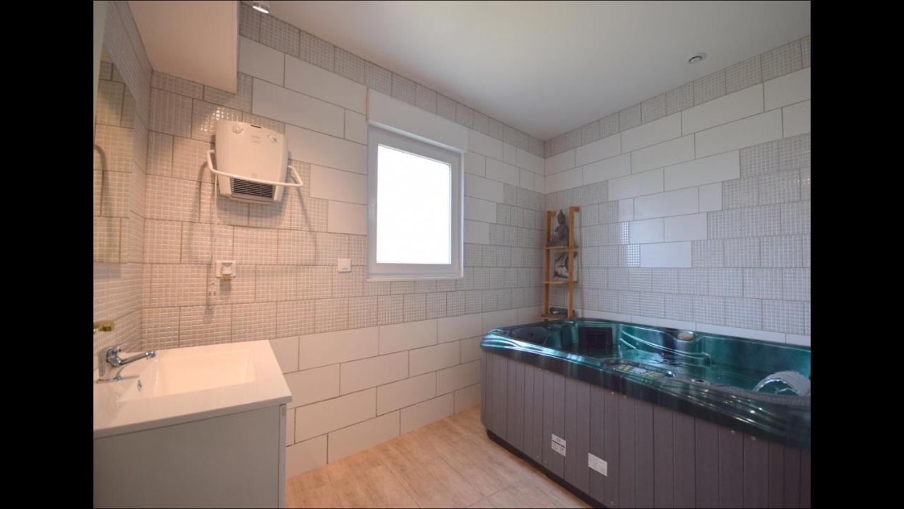 Gite Moderne Proche De Kaysersberg Av Jacuzzi Prive Орбе Екстер'єр фото